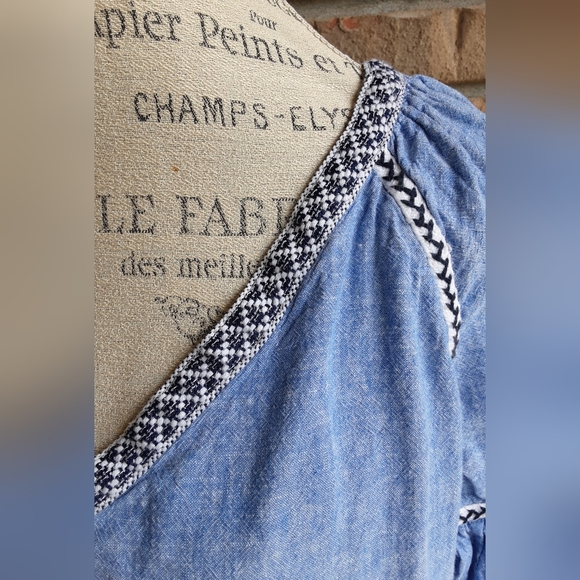 Zara Basic Collection Embroidered Peasant Boho Linen/Cotton Blend Top. - Picture 4 of 10